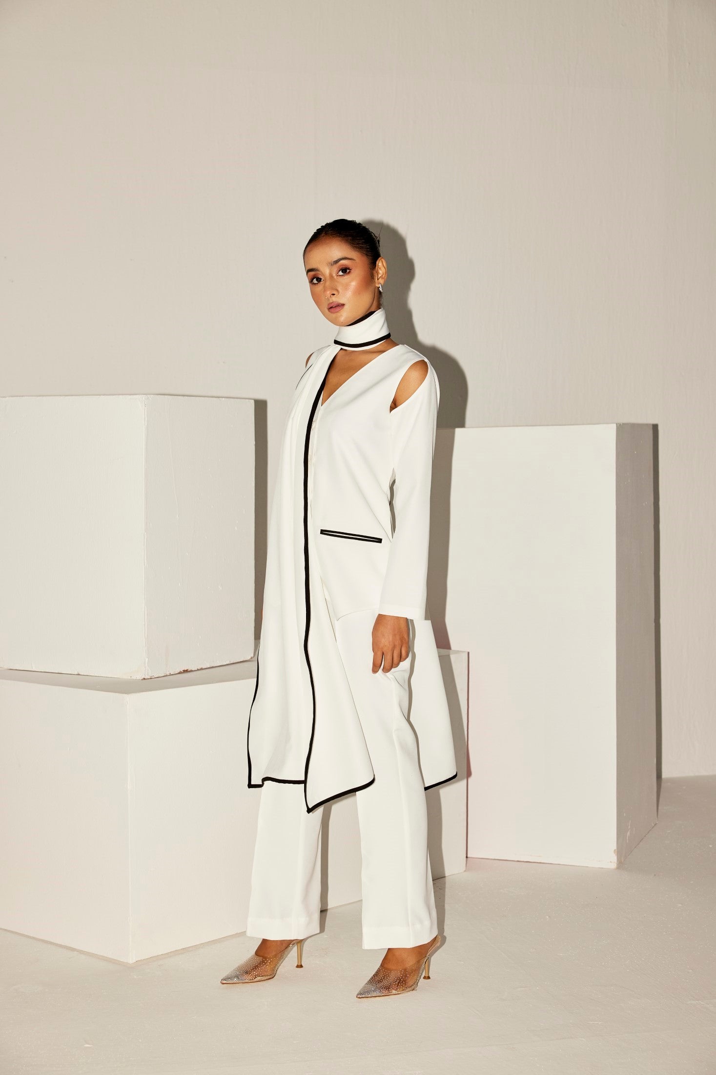 THE REGEL WHITE CO-ORD SET