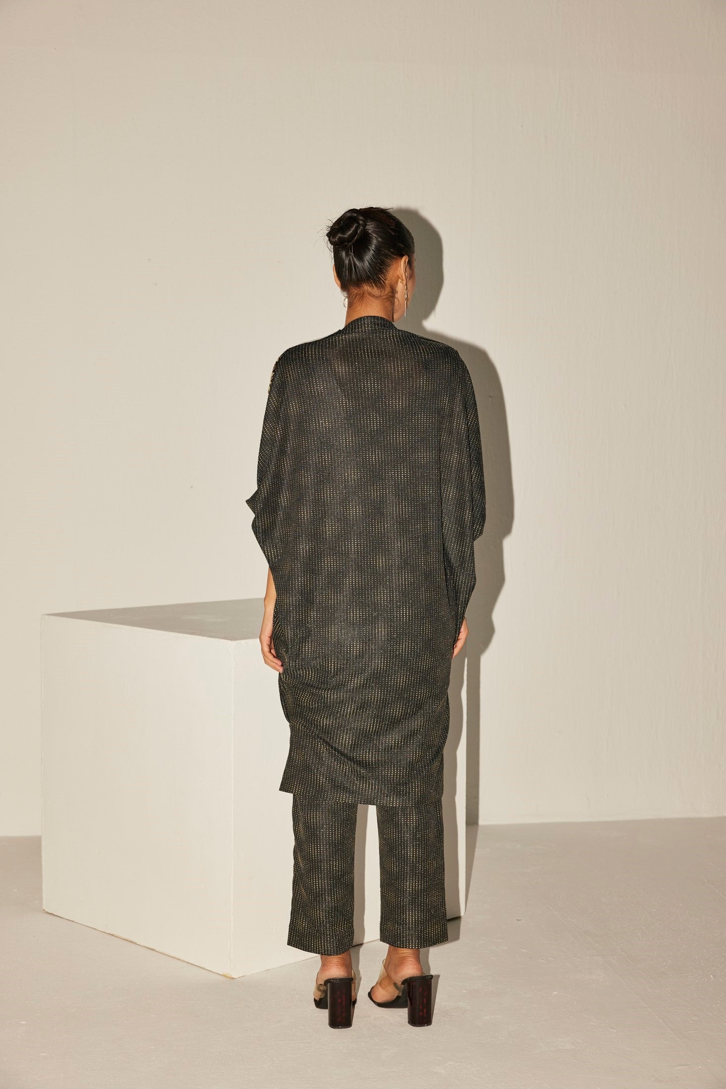 THE BLACK KIMONO SET