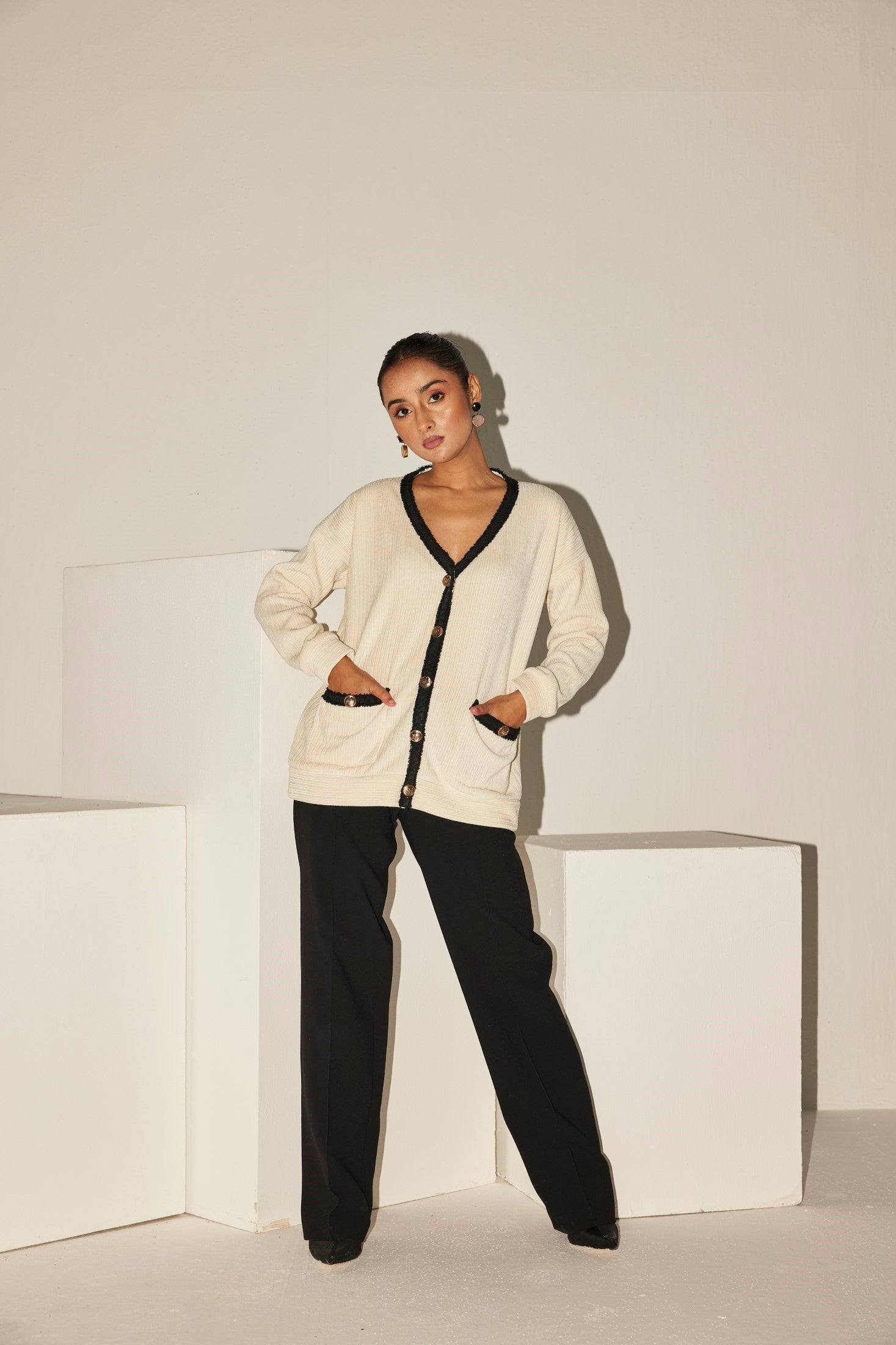 THE BLANC CARDIGAN