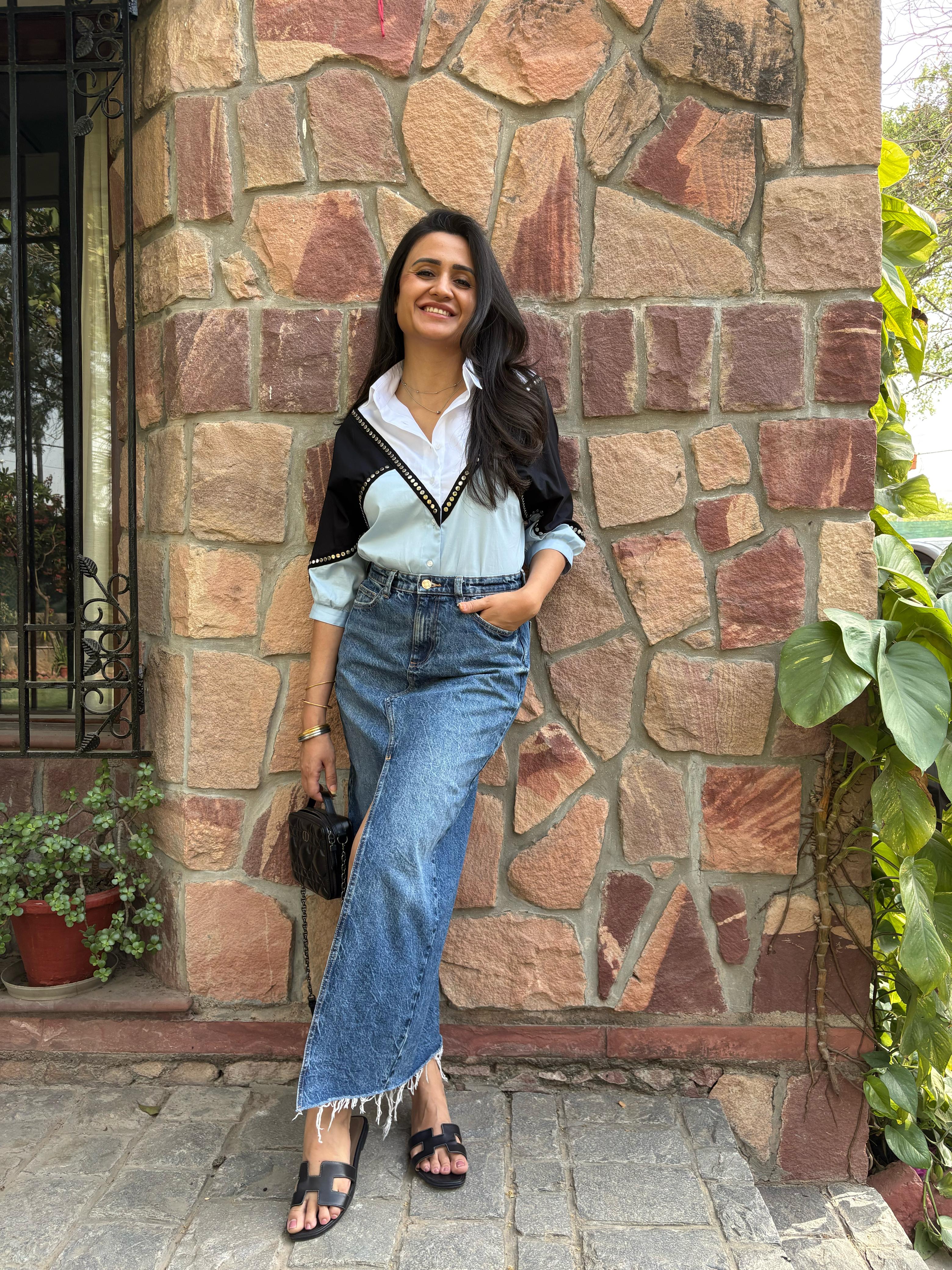 MITALI WADHWA IN AMAL SHIRT